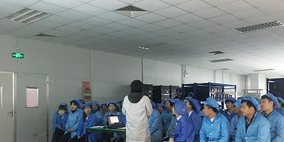 在线亚洲人成电影電子組織員工進行安全生產教育培訓